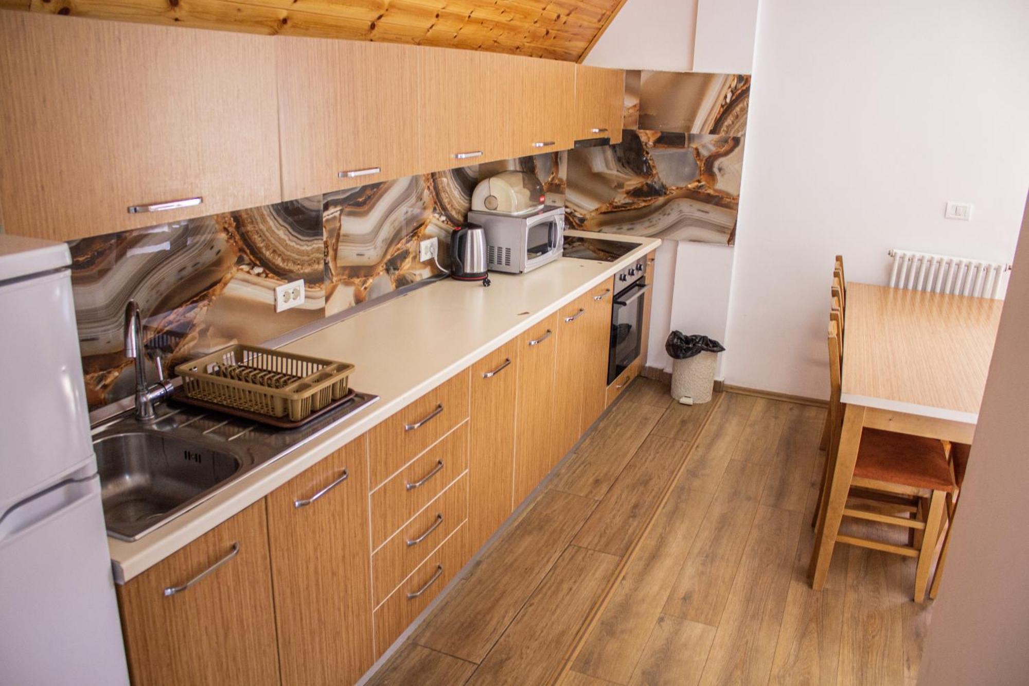 Aparthotel Bujtinat e lugines Valbone Extérieur photo